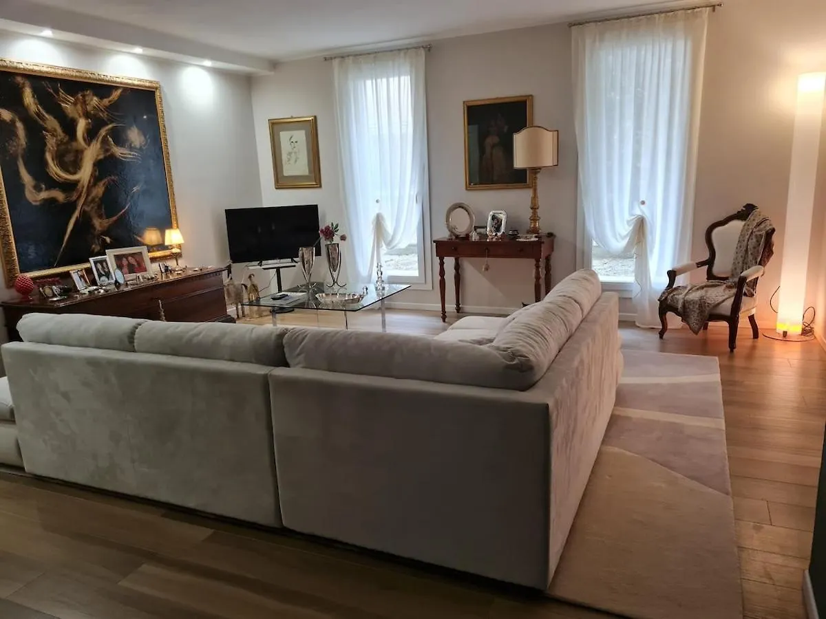 Queen Apartment With Double Bed 拉文纳