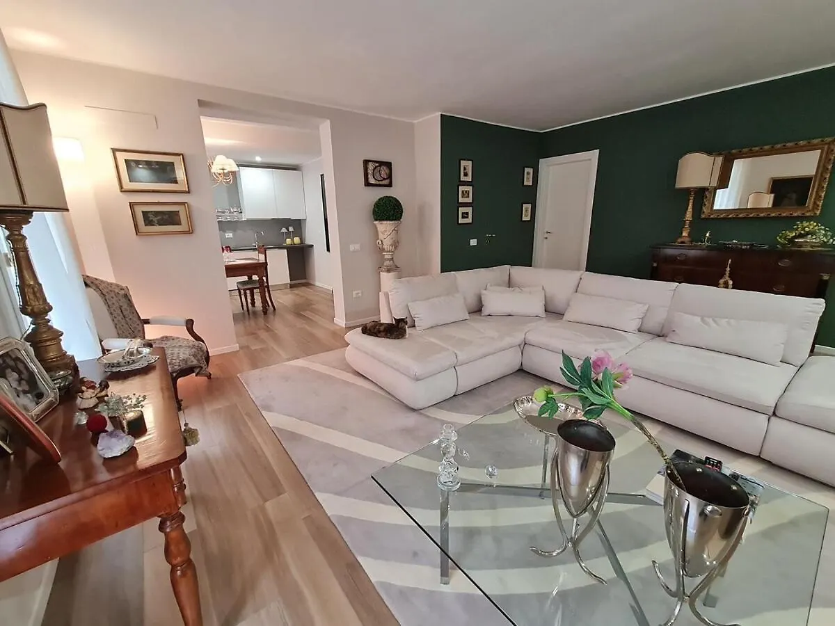 Queen Apartment With Double Bed 拉文纳